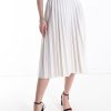 Fusta midi plisata cu elastic negru, alba